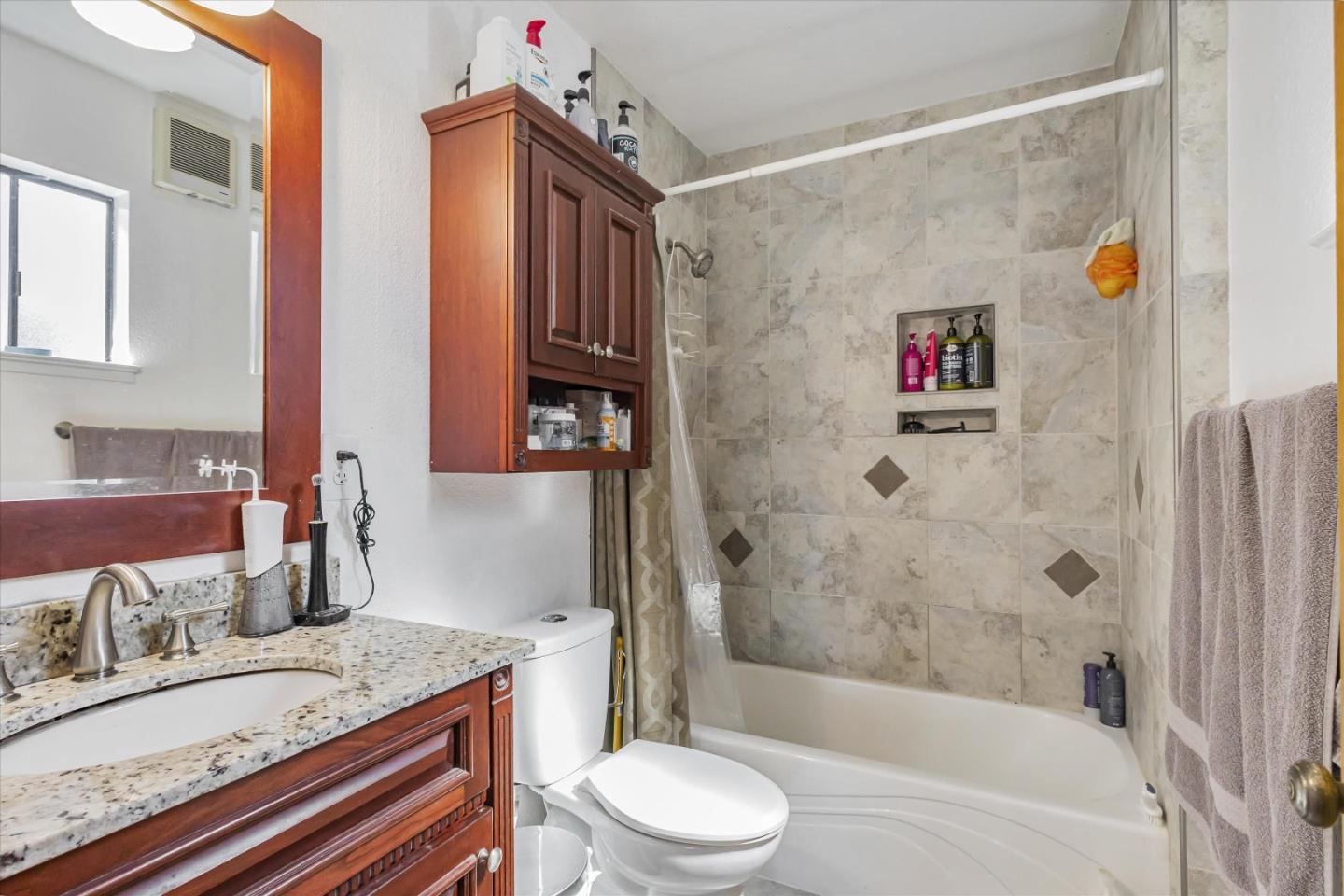 Detail Gallery Image 19 of 34 For 1715 Palmetto Ave, Pacifica,  CA 94044 - – Beds | – Baths
