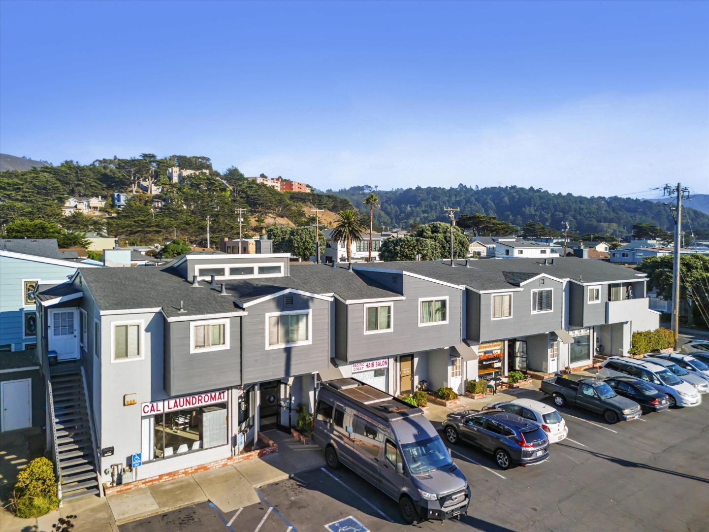 Detail Gallery Image 29 of 34 For 1715 Palmetto Ave, Pacifica,  CA 94044 - – Beds | – Baths