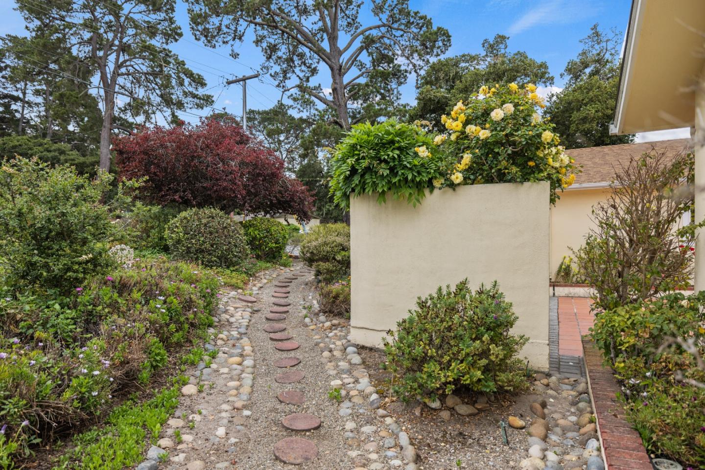 Detail Gallery Image 23 of 28 For 2061 Marsala Cir, Monterey,  CA 93940 - 4 Beds | 3 Baths