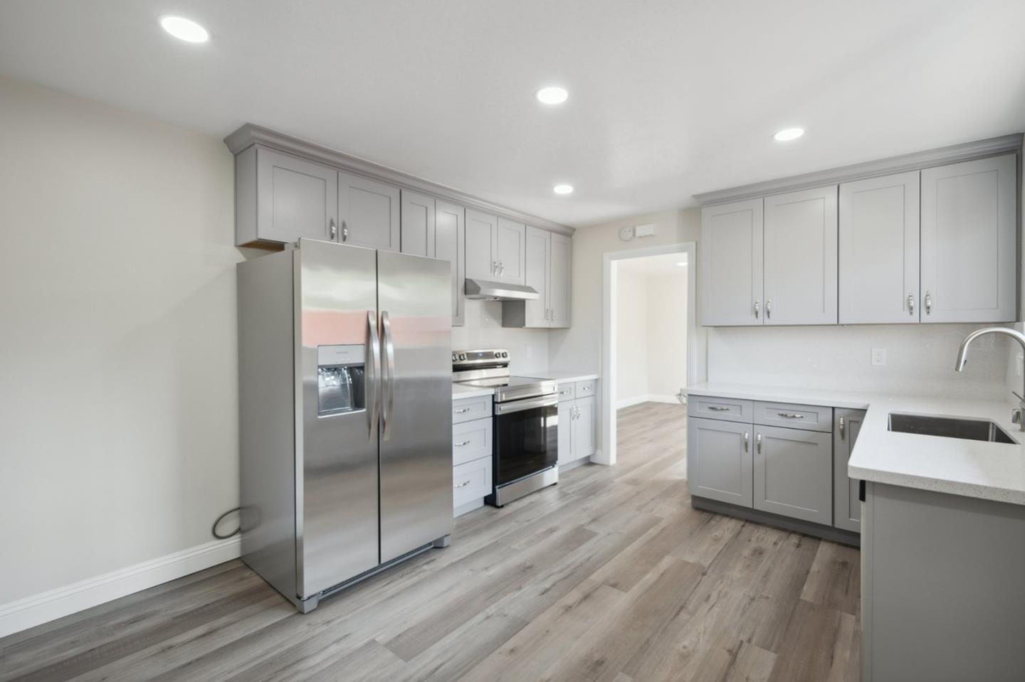 Detail Gallery Image 26 of 38 For 1171 Locust St, San Jose,  CA 95110 - – Beds | – Baths