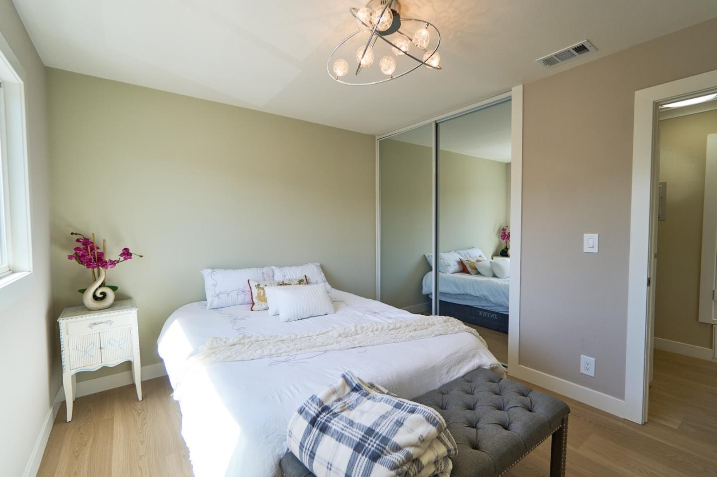Detail Gallery Image 10 of 16 For 325 San Miguel Ct #4,  Milpitas,  CA 95035 - 2 Beds | 1 Baths