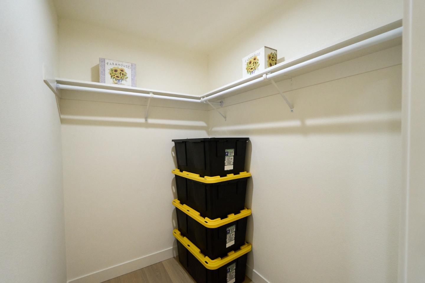 Detail Gallery Image 13 of 16 For 325 San Miguel Ct #4,  Milpitas,  CA 95035 - 2 Beds | 1 Baths