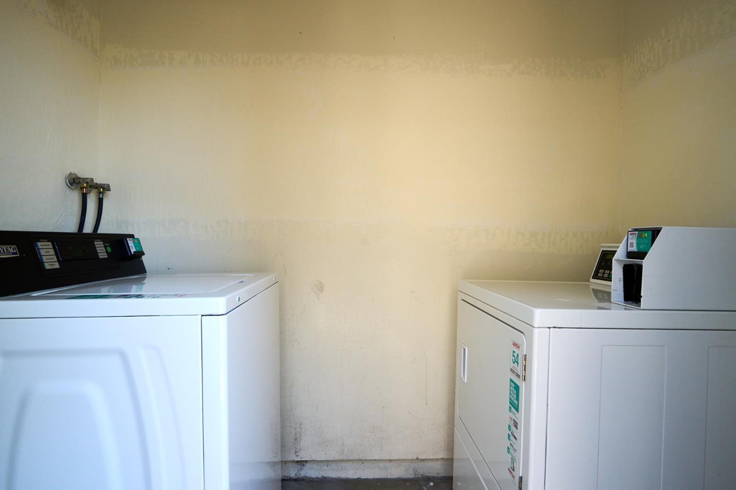 Detail Gallery Image 16 of 16 For 325 San Miguel Ct #4,  Milpitas,  CA 95035 - 2 Beds | 1 Baths