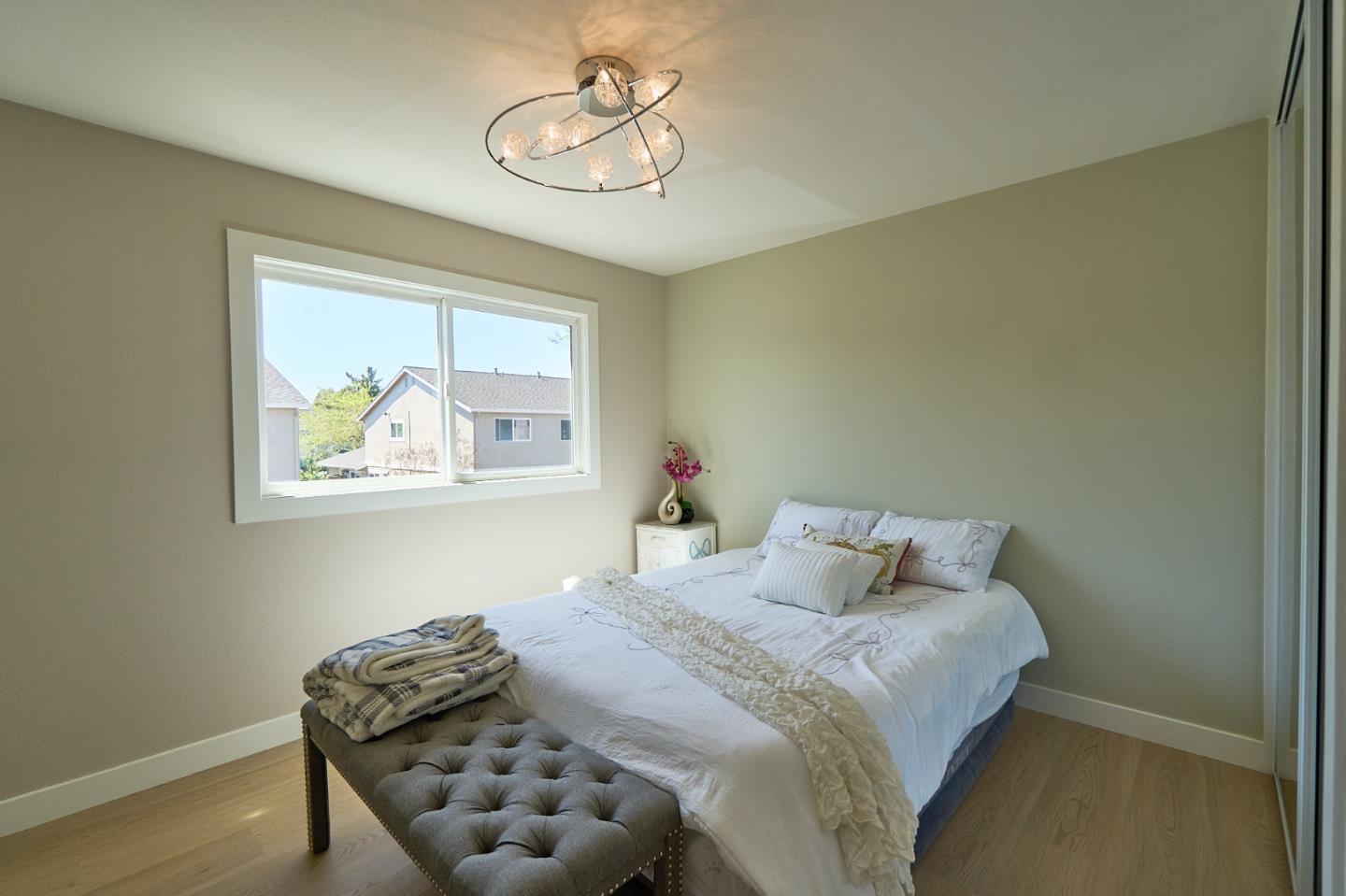 Detail Gallery Image 9 of 16 For 325 San Miguel Ct #4,  Milpitas,  CA 95035 - 2 Beds | 1 Baths