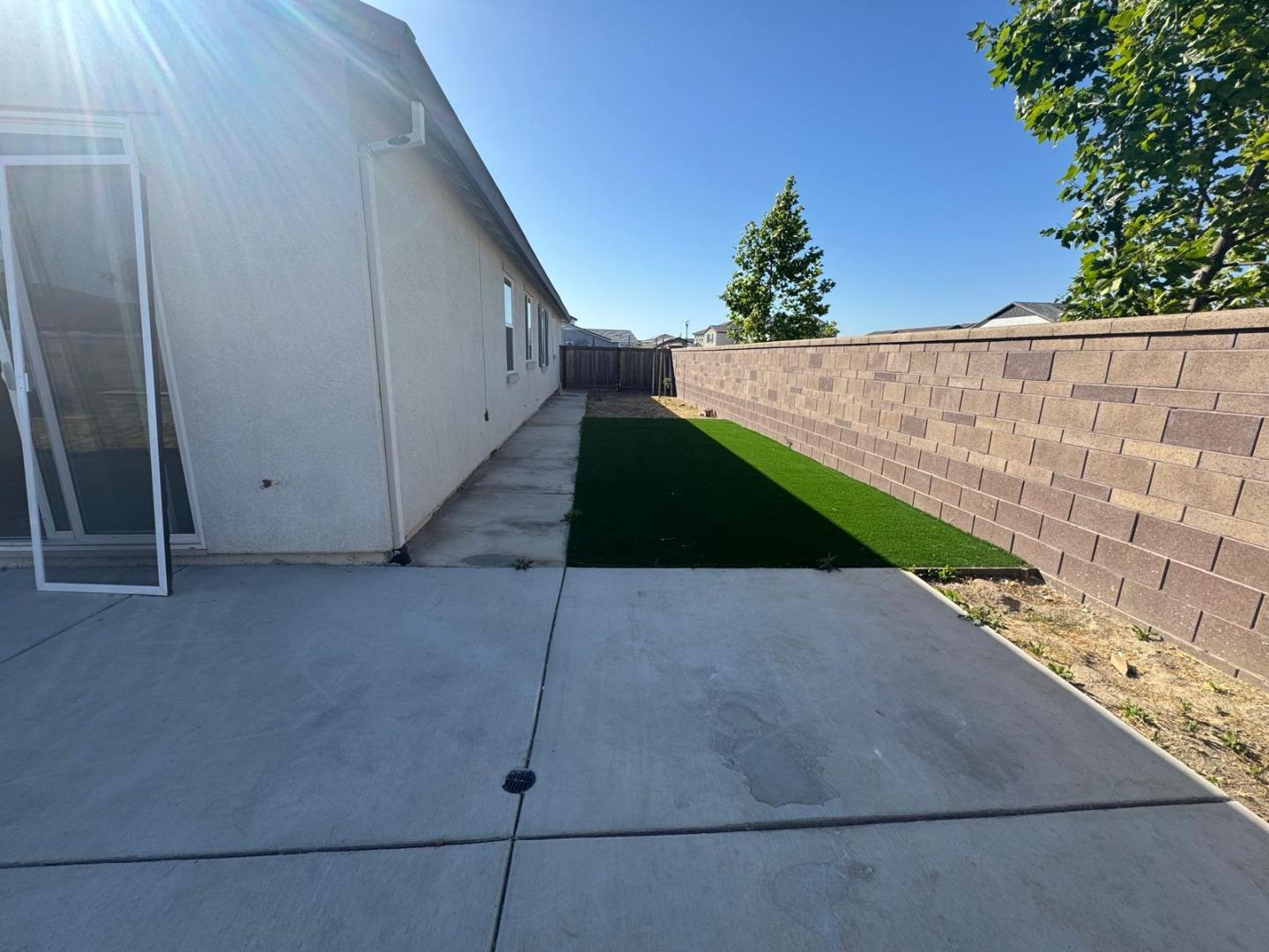 Detail Gallery Image 15 of 42 For 15480 Warbler Pl, Lathrop,  CA 95330 - 4 Beds | 2 Baths