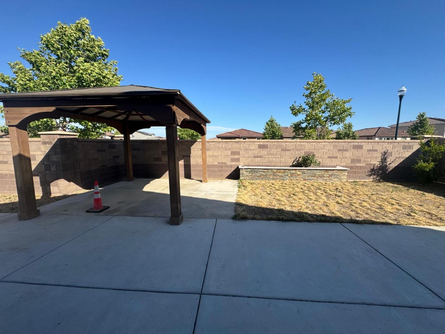 Detail Gallery Image 20 of 42 For 15480 Warbler Pl, Lathrop,  CA 95330 - 4 Beds | 2 Baths