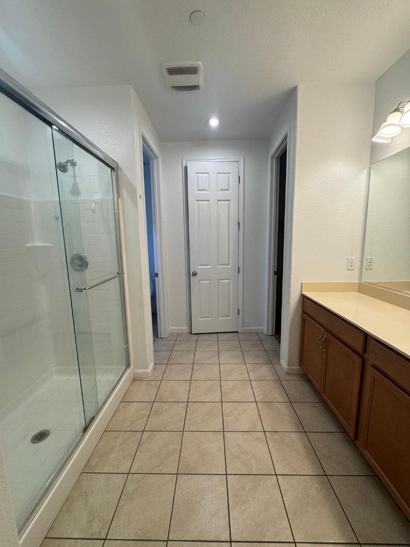 Detail Gallery Image 23 of 42 For 15480 Warbler Pl, Lathrop,  CA 95330 - 4 Beds | 2 Baths