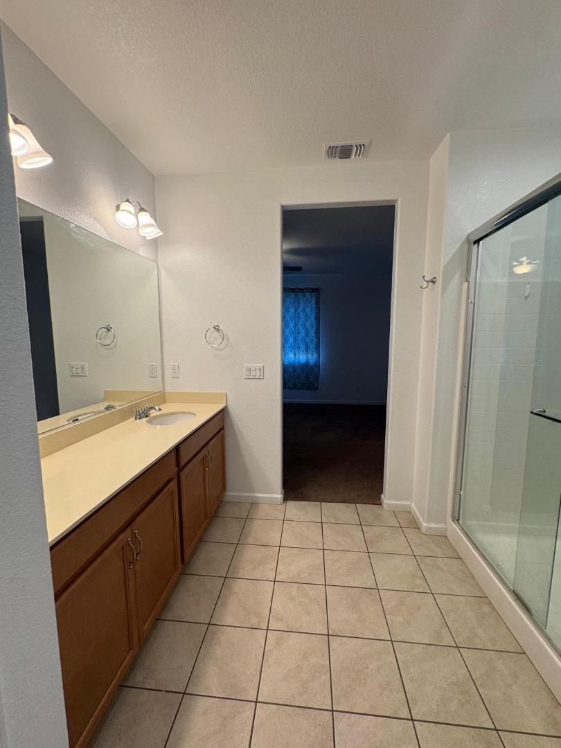 Detail Gallery Image 28 of 42 For 15480 Warbler Pl, Lathrop,  CA 95330 - 4 Beds | 2 Baths