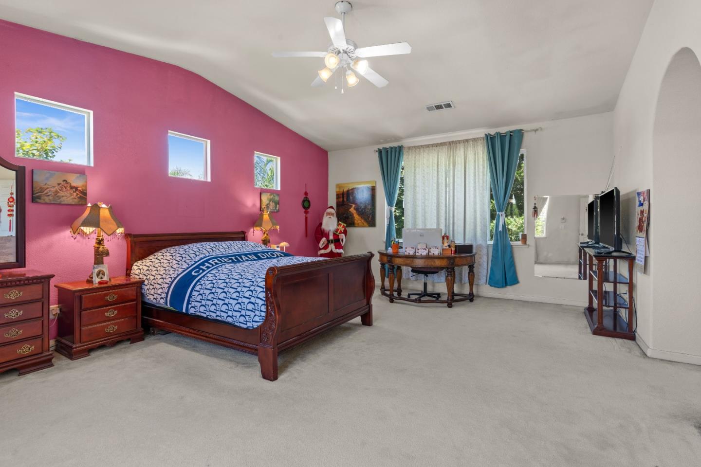 Detail Gallery Image 15 of 50 For 10628 Hidden Grove Cir, Stockton,  CA 95209 - 4 Beds | 2/1 Baths
