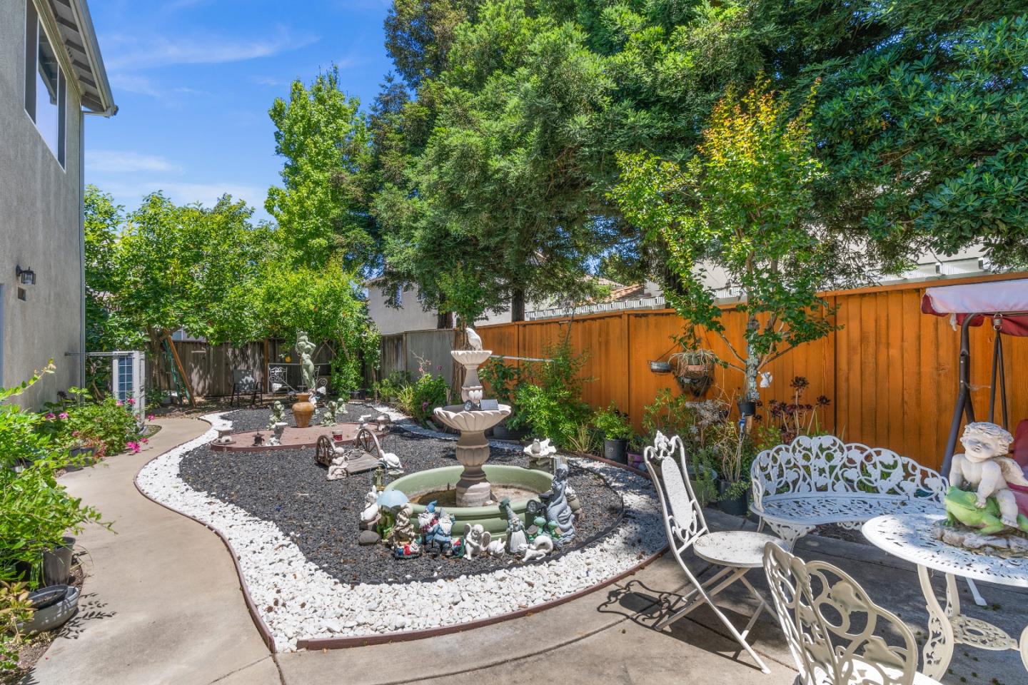 Detail Gallery Image 36 of 50 For 10628 Hidden Grove Cir, Stockton,  CA 95209 - 4 Beds | 2/1 Baths