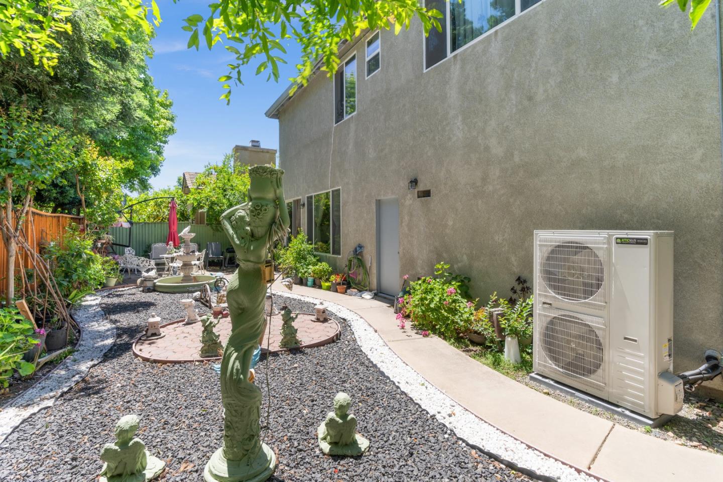 Detail Gallery Image 38 of 50 For 10628 Hidden Grove Cir, Stockton,  CA 95209 - 4 Beds | 2/1 Baths