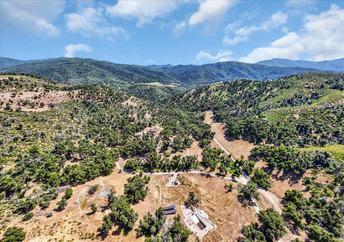 Detail Gallery Image 7 of 14 For 7 Trampa Cyn, Carmel Valley,  CA 93924 - – Beds | – Baths