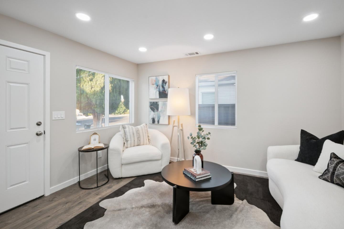 Detail Gallery Image 4 of 18 For 334 Hull Ave, San Jose,  CA 95125 - 4 Beds | 2 Baths