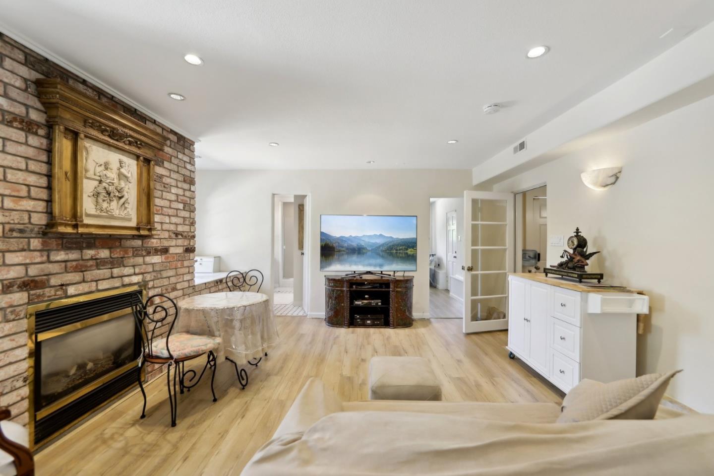 Detail Gallery Image 37 of 74 For 18211 Saratoga Los Gatos Rd, Monte Sereno,  CA 95030 - 4 Beds | 2 Baths