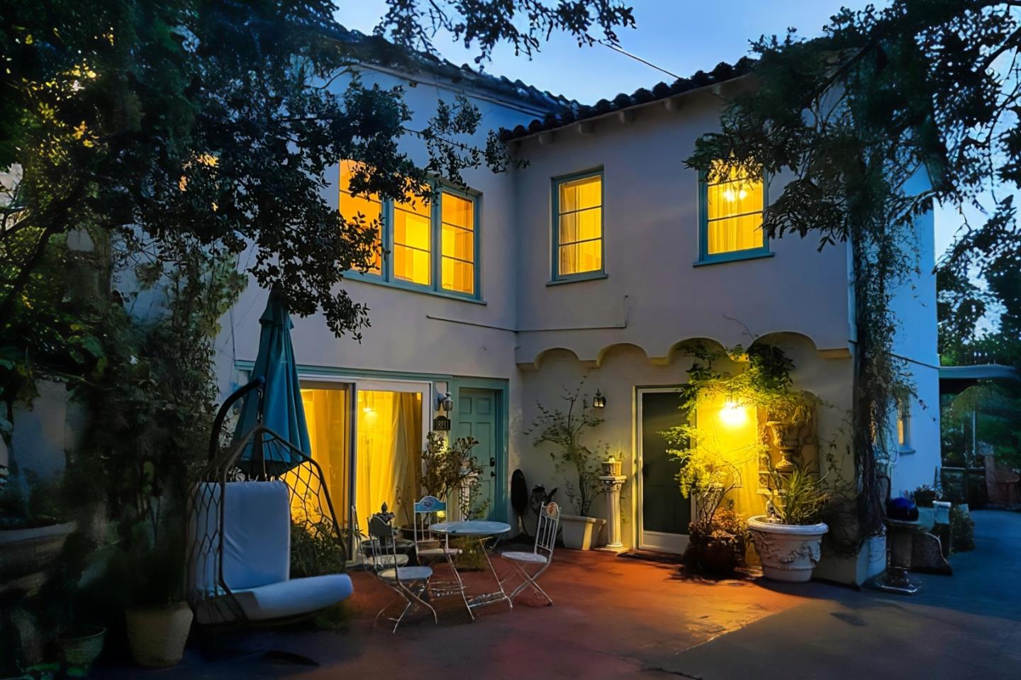 Detail Gallery Image 4 of 74 For 18211 Saratoga Los Gatos Rd, Monte Sereno,  CA 95030 - 4 Beds | 2 Baths