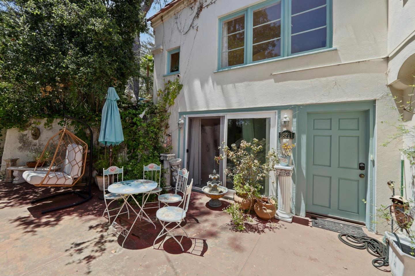 Detail Gallery Image 43 of 74 For 18211 Saratoga Los Gatos Rd, Monte Sereno,  CA 95030 - 4 Beds | 2 Baths