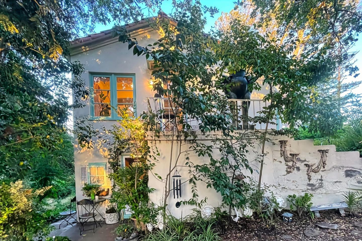 Detail Gallery Image 59 of 74 For 18211 Saratoga Los Gatos Rd, Monte Sereno,  CA 95030 - 4 Beds | 2 Baths