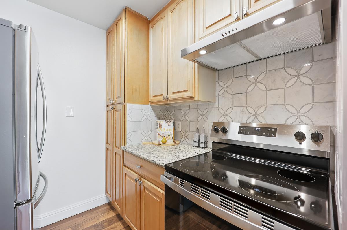 Detail Gallery Image 13 of 60 For 2021 Pollen Ct, San Jose,  CA 95131 - 4 Beds | 1/1 Baths