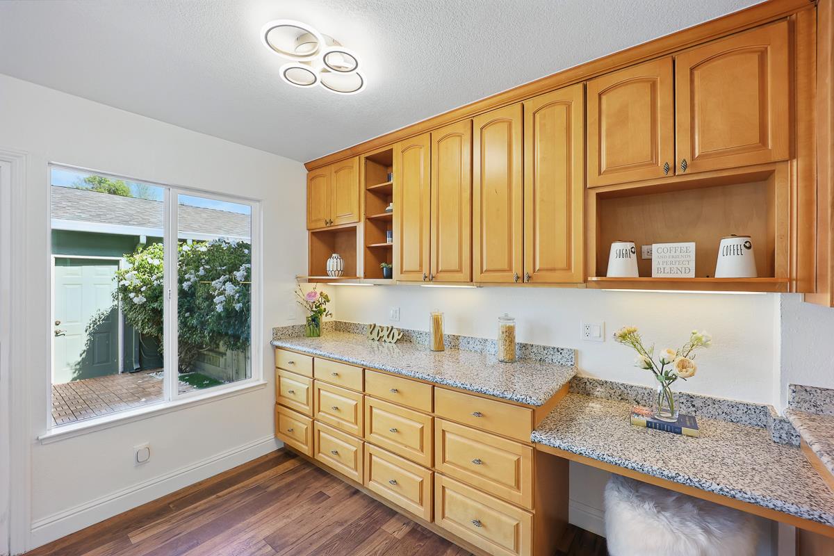 Detail Gallery Image 15 of 60 For 2021 Pollen Ct, San Jose,  CA 95131 - 4 Beds | 1/1 Baths