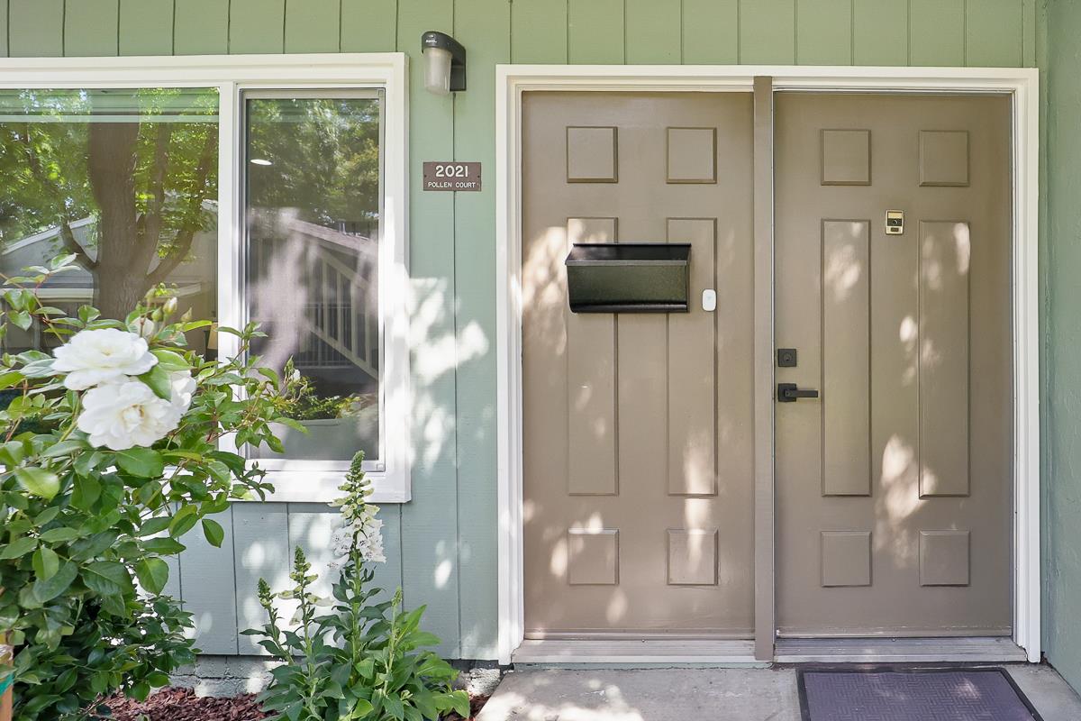 Detail Gallery Image 2 of 60 For 2021 Pollen Ct, San Jose,  CA 95131 - 4 Beds | 1/1 Baths