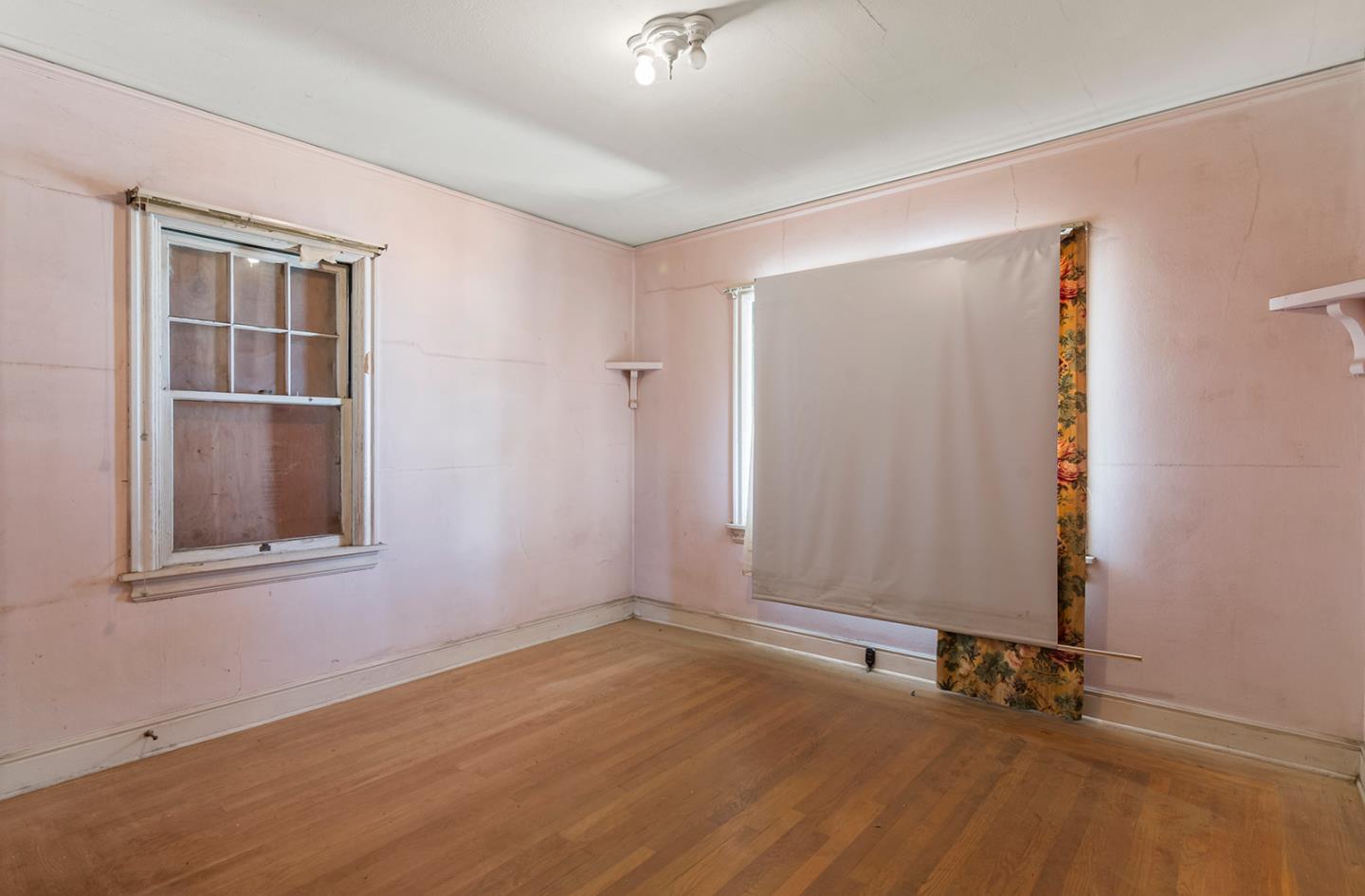 Detail Gallery Image 4 of 14 For 207 Bassett St, King City,  CA 93930 - 2 Beds | 1 Baths
