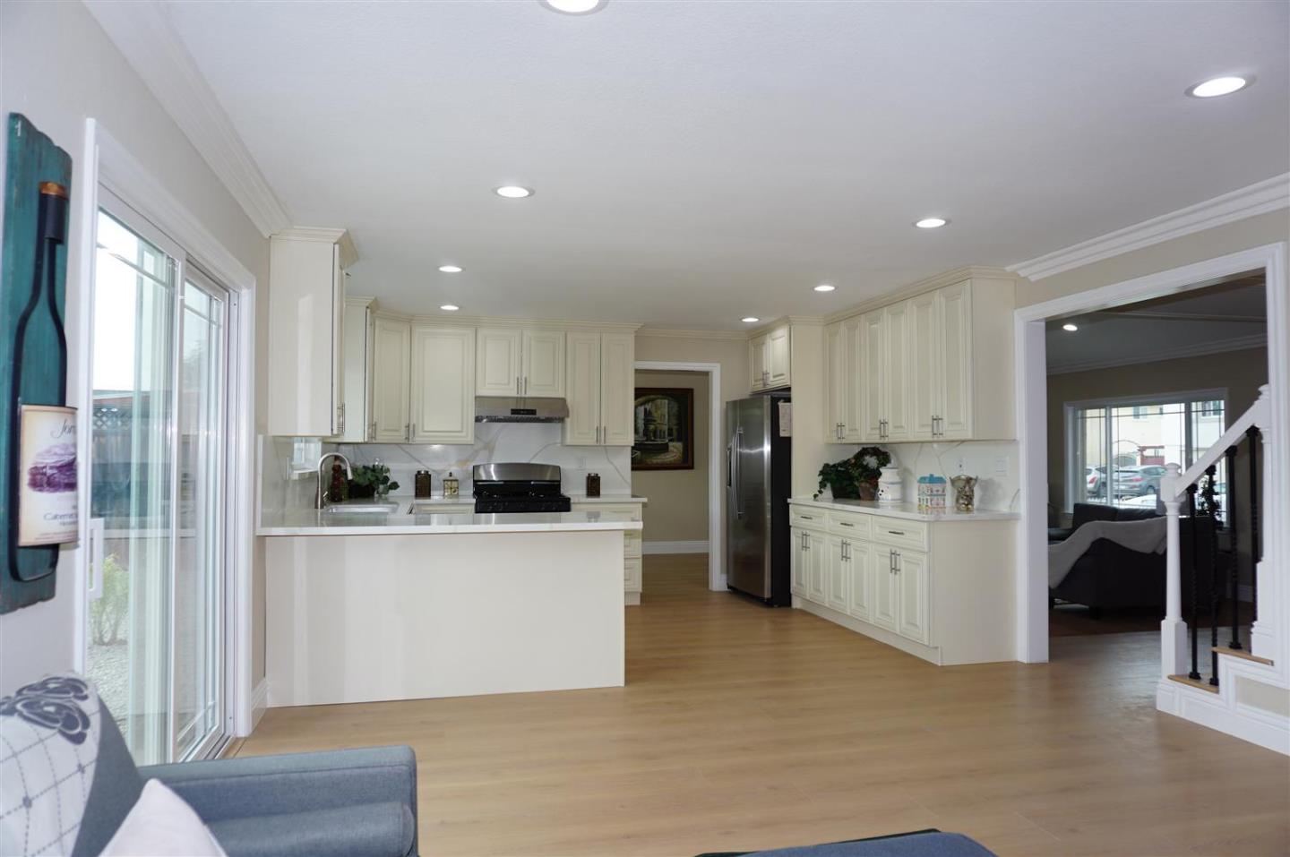 Detail Gallery Image 25 of 50 For 2915 Winwood Way, San Jose,  CA 95148 - 5 Beds | 3 Baths