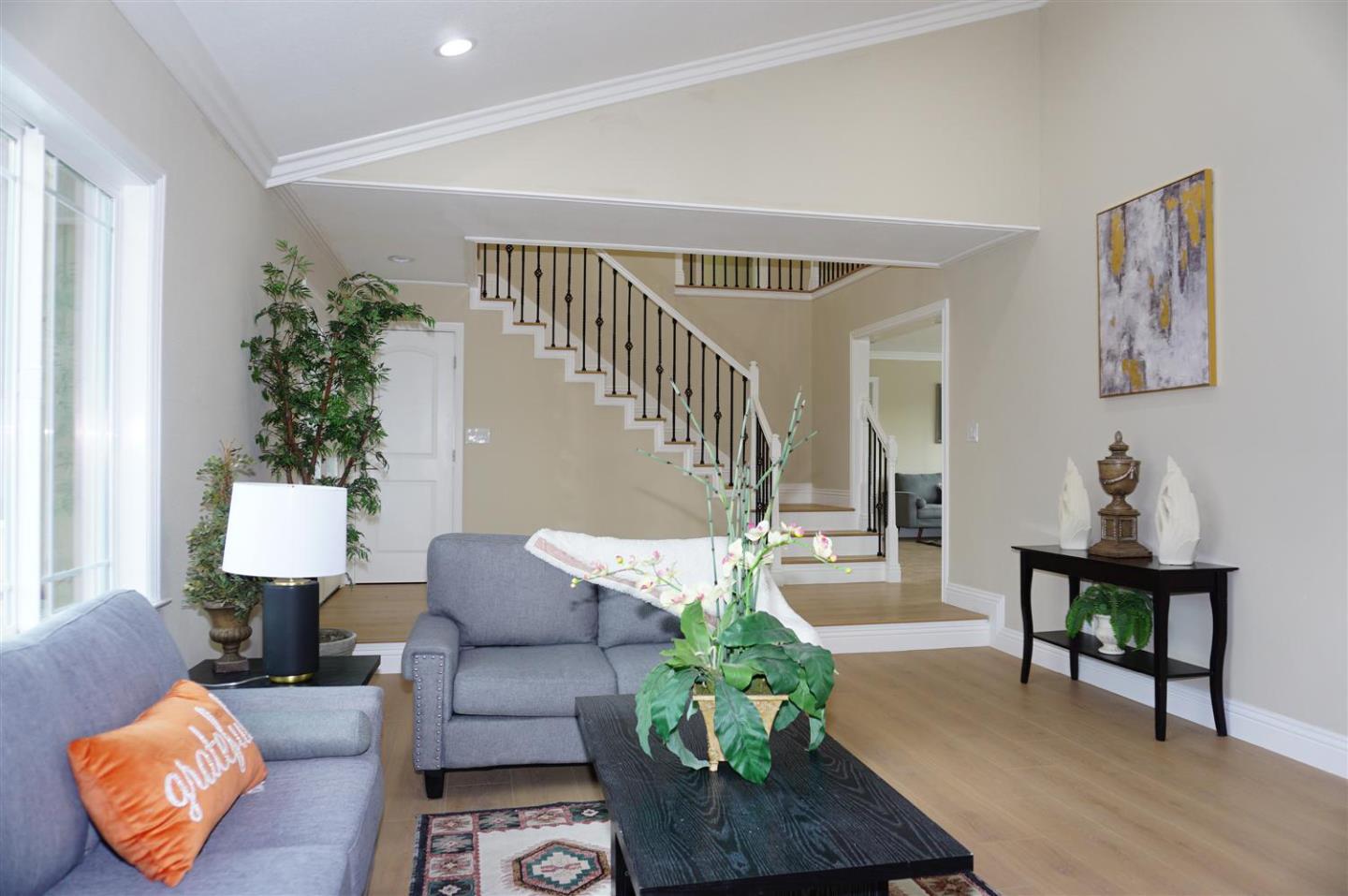Detail Gallery Image 7 of 50 For 2915 Winwood Way, San Jose,  CA 95148 - 5 Beds | 3 Baths