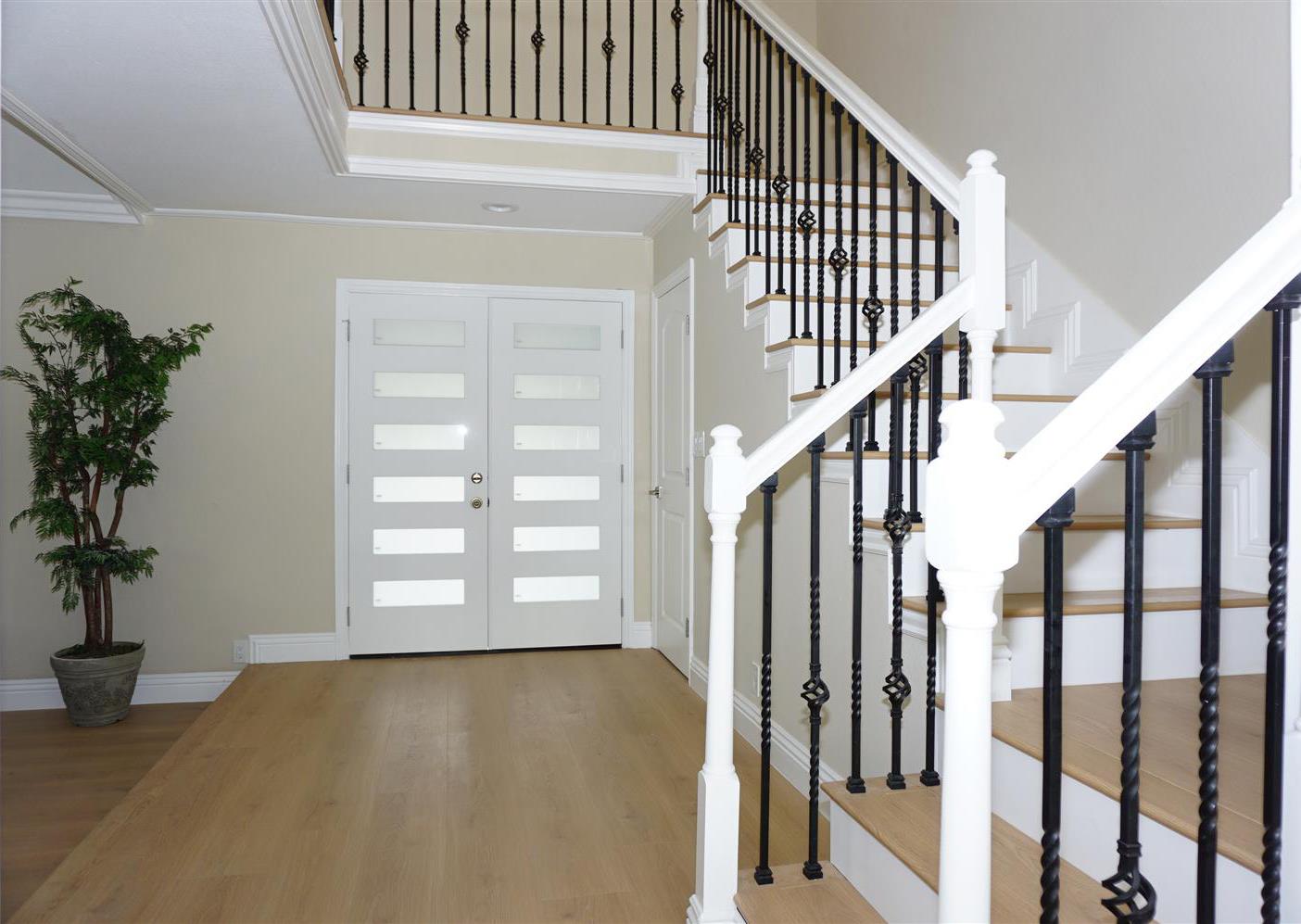Detail Gallery Image 9 of 50 For 2915 Winwood Way, San Jose,  CA 95148 - 5 Beds | 3 Baths