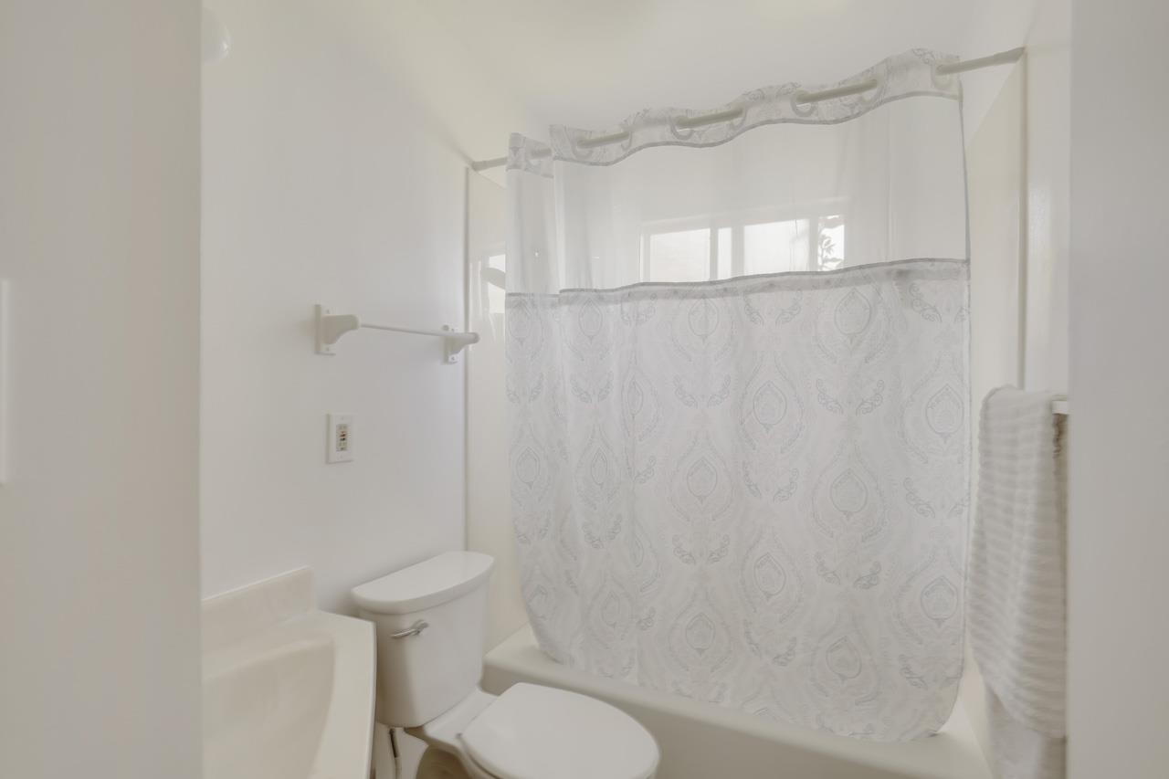 Detail Gallery Image 9 of 15 For 6364 Thomas Ave, Newark,  CA 94560 - 3 Beds | 1 Baths