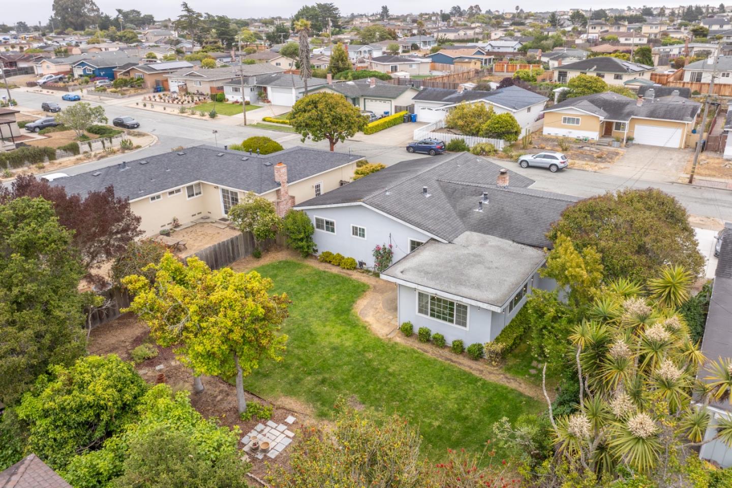 Detail Gallery Image 18 of 22 For 3009 Eddy St, Marina,  CA 93933 - 3 Beds | 2 Baths
