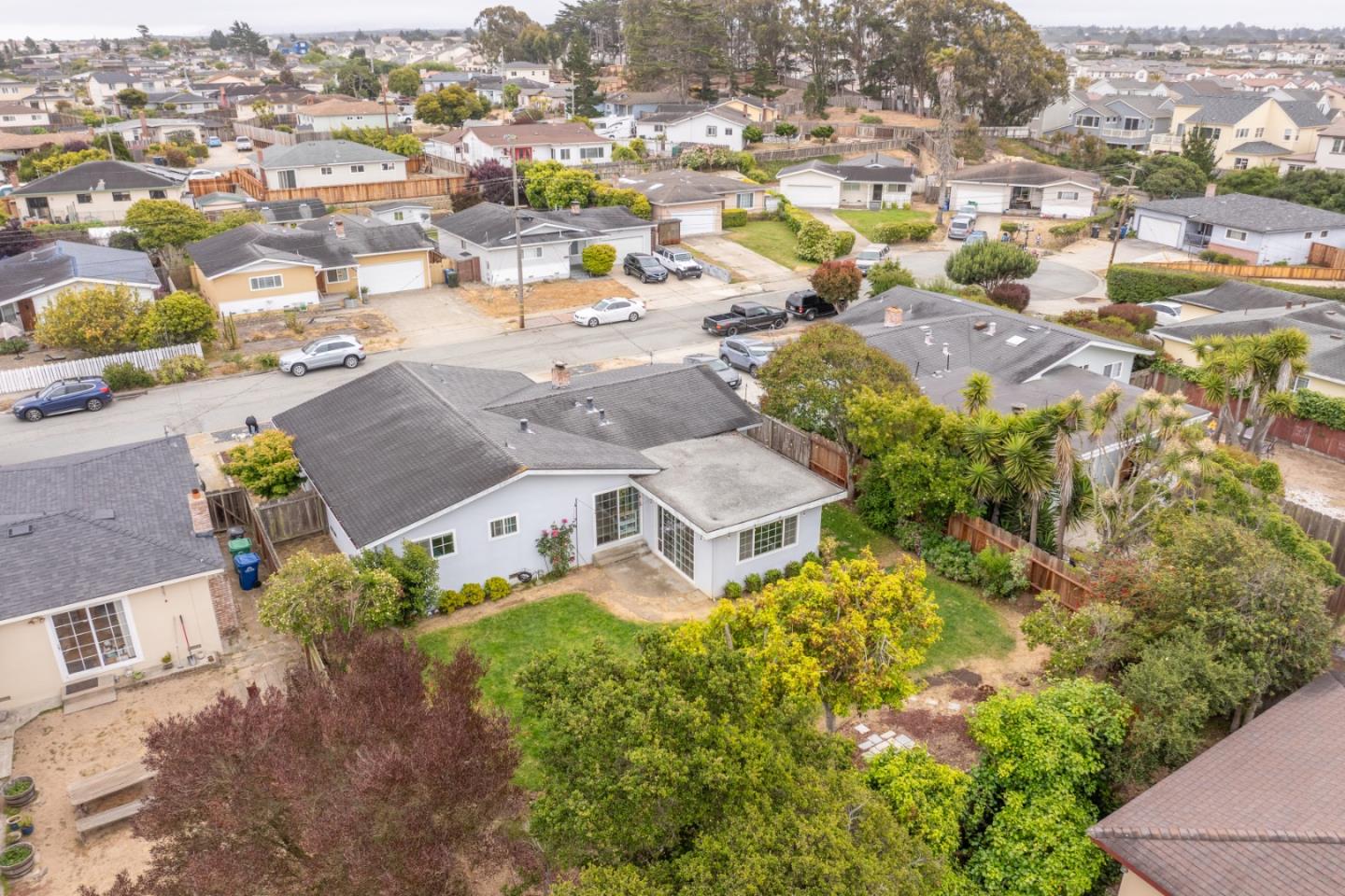Detail Gallery Image 19 of 22 For 3009 Eddy St, Marina,  CA 93933 - 3 Beds | 2 Baths
