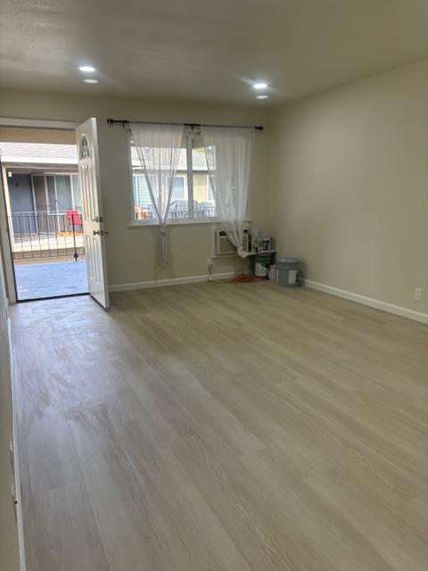 Detail Gallery Image 3 of 32 For 591 Nello Dr #4,  Campbell,  CA 95008 - 3 Beds | 1/1 Baths