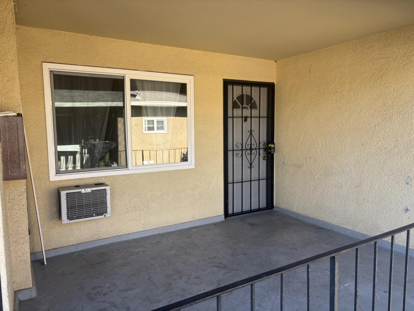 Detail Gallery Image 30 of 32 For 591 Nello Dr #4,  Campbell,  CA 95008 - 3 Beds | 1/1 Baths