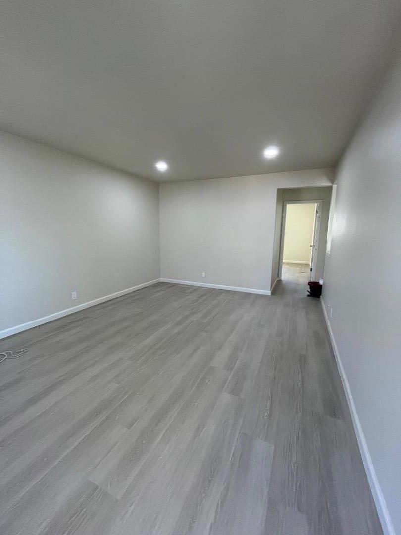 Detail Gallery Image 5 of 32 For 591 Nello Dr #4,  Campbell,  CA 95008 - 3 Beds | 1/1 Baths
