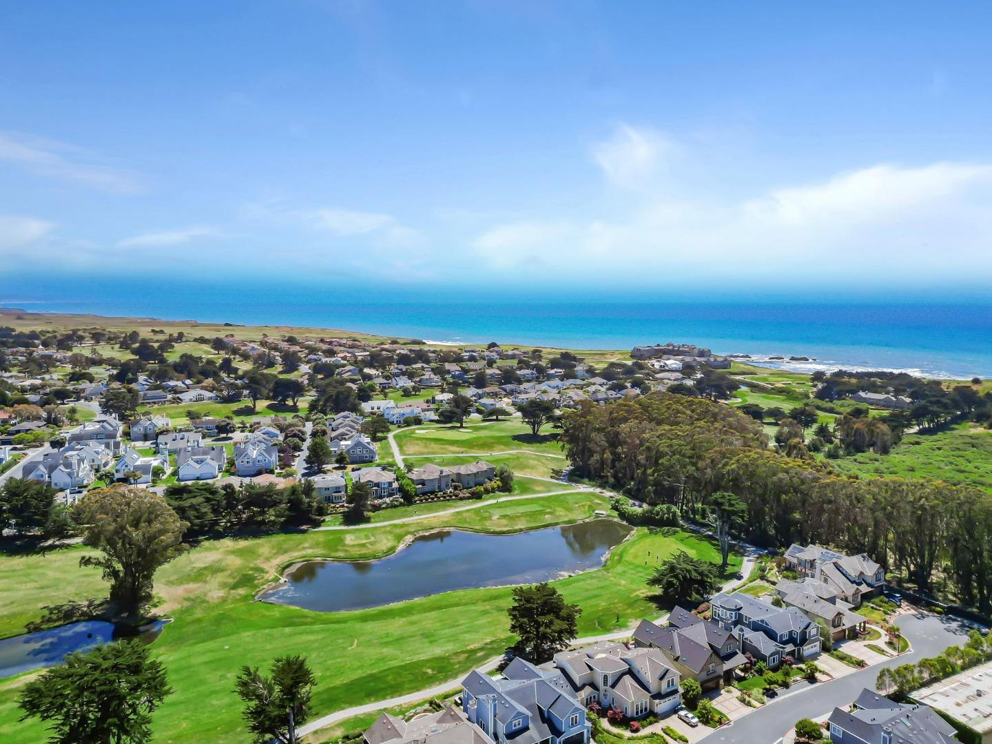 Detail Gallery Image 109 of 118 For 121 Carnoustie Dr, Half Moon Bay,  CA 94019 - 4 Beds | 3/1 Baths