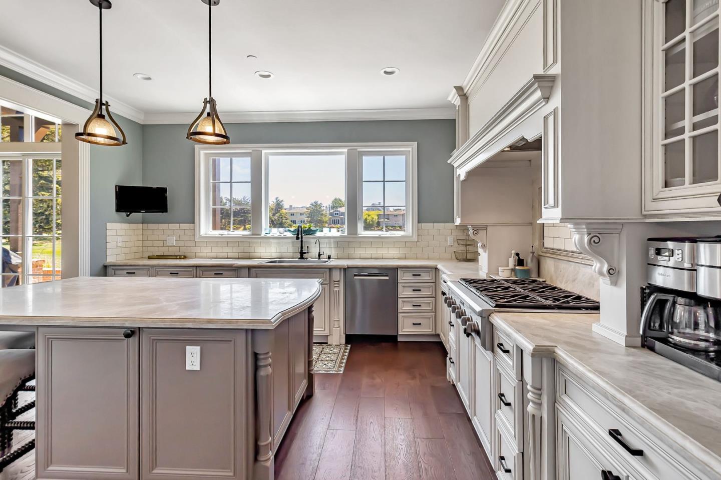 Detail Gallery Image 18 of 118 For 121 Carnoustie Dr, Half Moon Bay,  CA 94019 - 4 Beds | 3/1 Baths