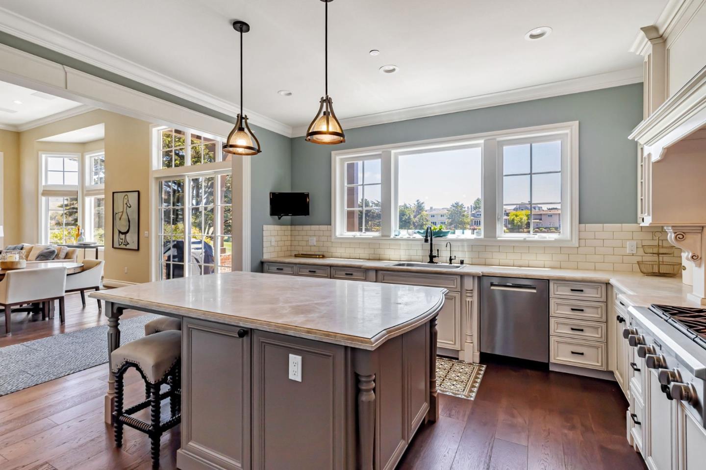 Detail Gallery Image 19 of 118 For 121 Carnoustie Dr, Half Moon Bay,  CA 94019 - 4 Beds | 3/1 Baths
