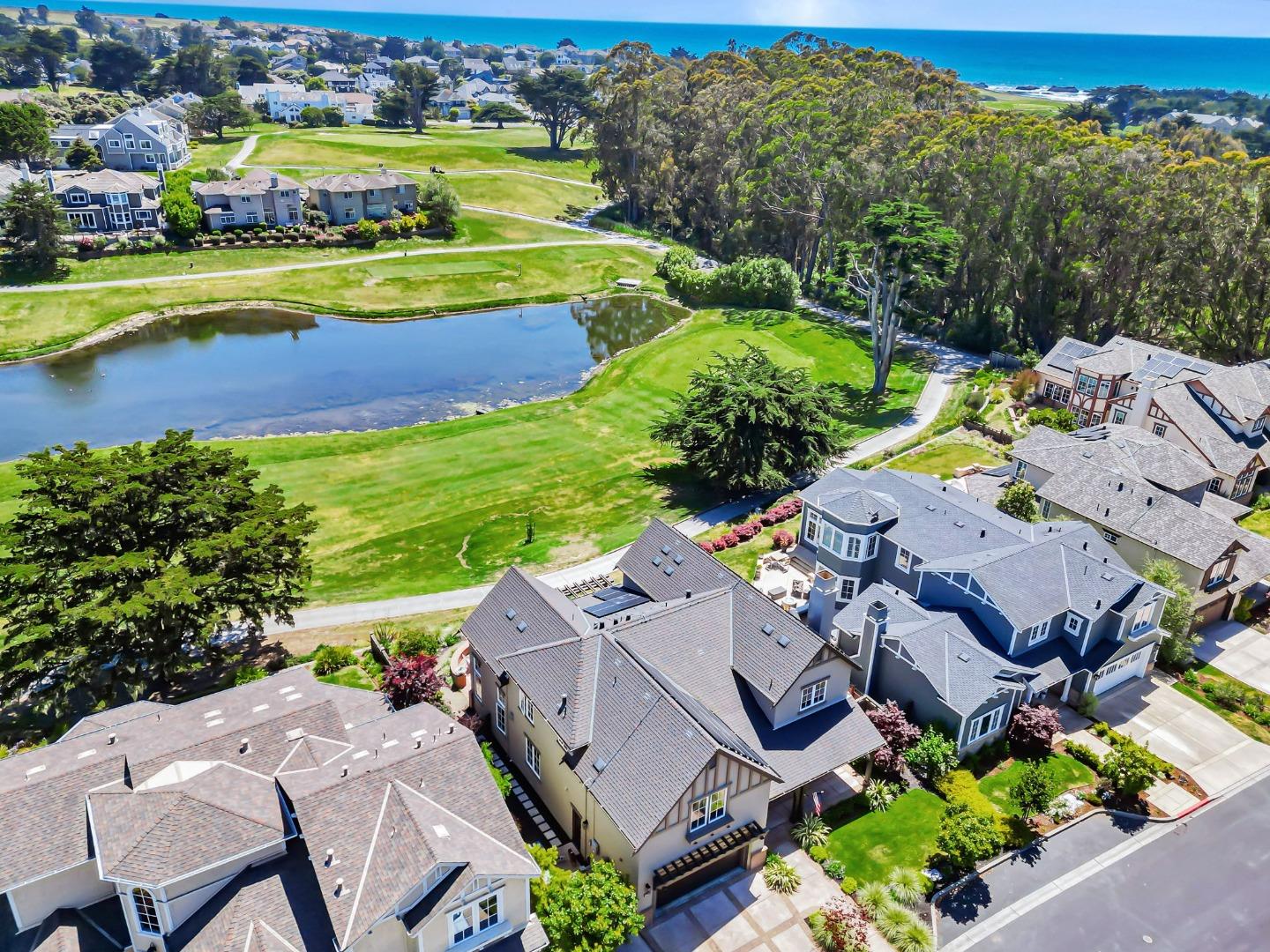 Detail Gallery Image 80 of 118 For 121 Carnoustie Dr, Half Moon Bay,  CA 94019 - 4 Beds | 3/1 Baths