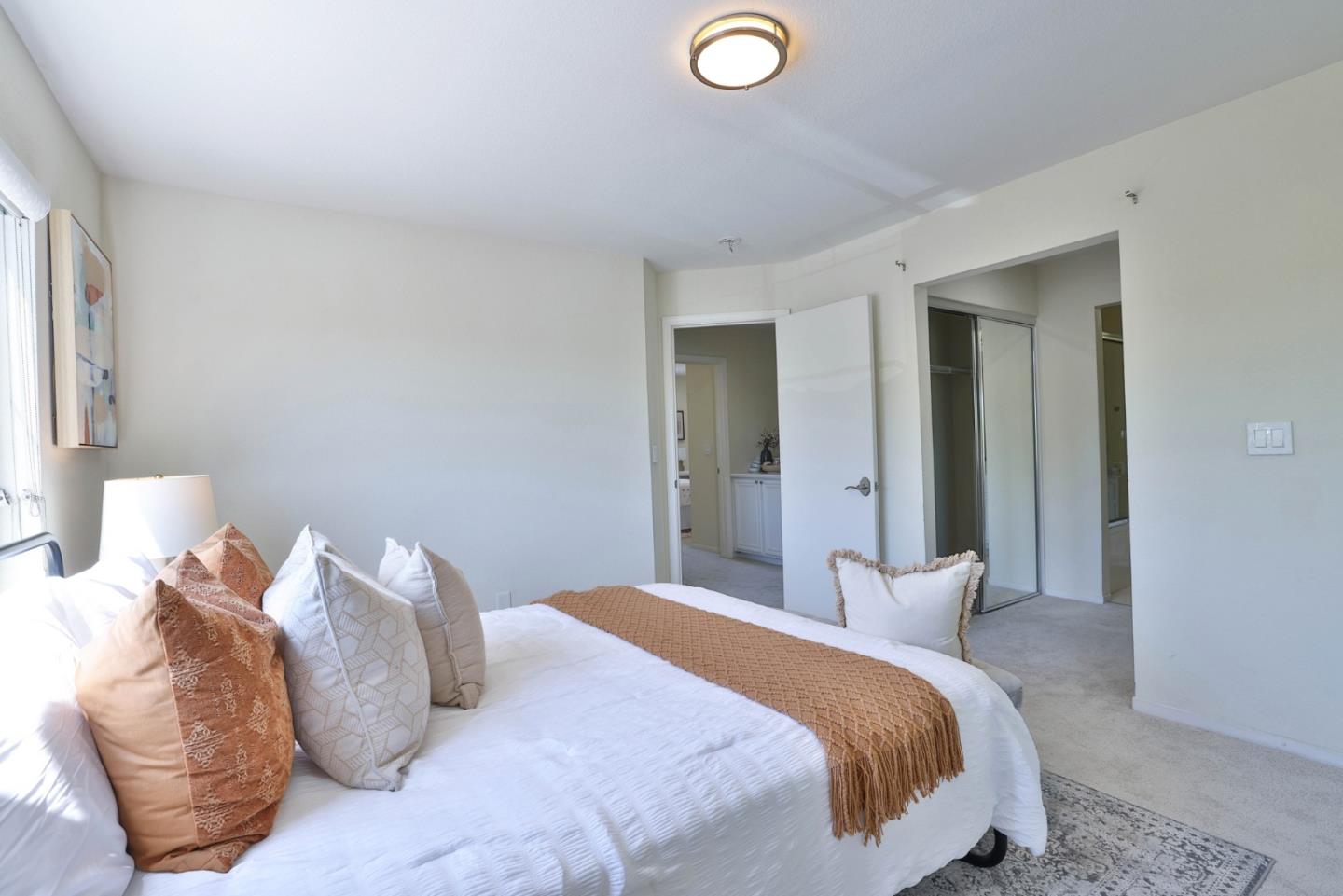 Detail Gallery Image 12 of 29 For 21 Pond Ct, Milpitas,  CA 95035 - 3 Beds | 2/1 Baths