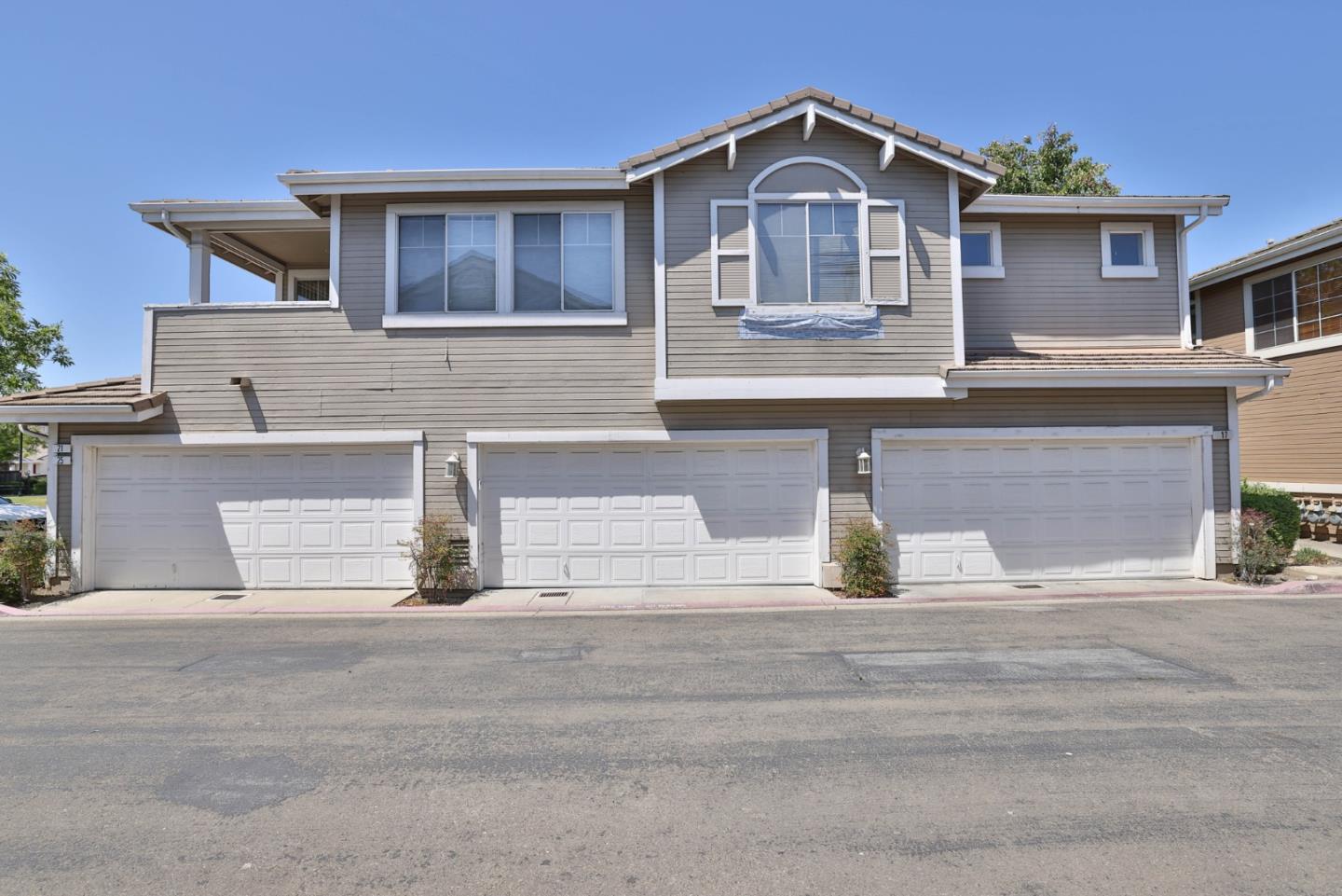 Detail Gallery Image 24 of 29 For 21 Pond Ct, Milpitas,  CA 95035 - 3 Beds | 2/1 Baths