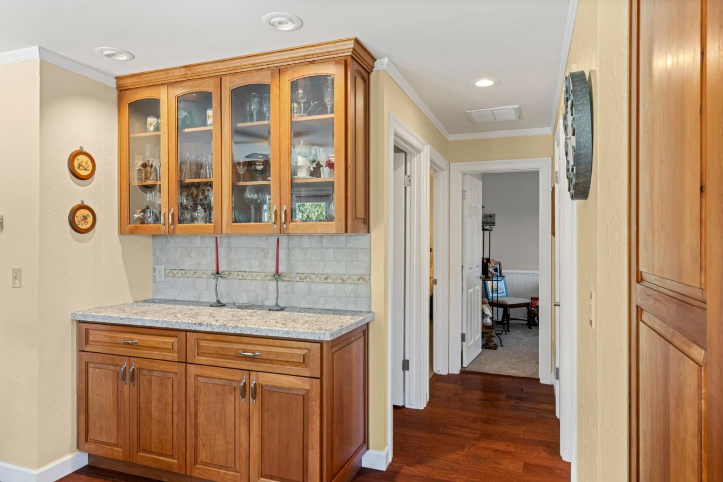 Detail Gallery Image 15 of 76 For 13700 Sycamore Dr, Morgan Hill,  CA 95037 - 3 Beds | 2/1 Baths