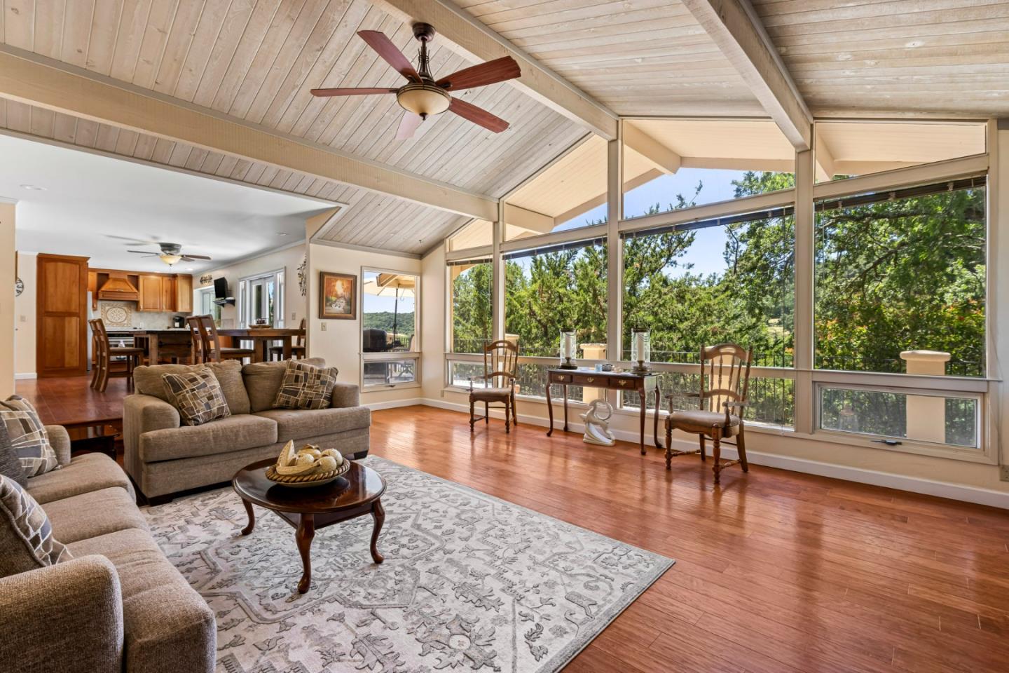 Detail Gallery Image 4 of 76 For 13700 Sycamore Dr, Morgan Hill,  CA 95037 - 3 Beds | 2/1 Baths
