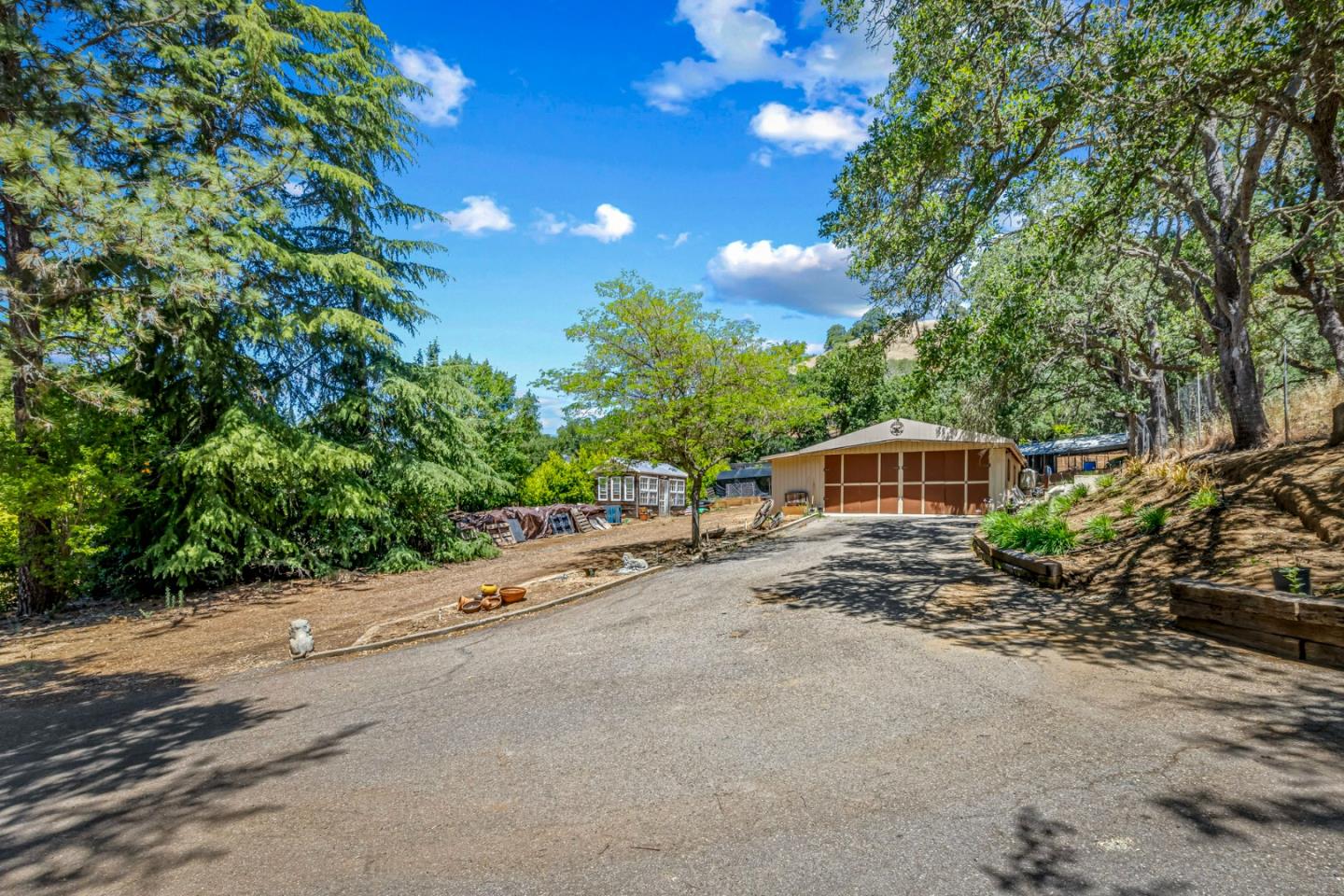 Detail Gallery Image 68 of 76 For 13700 Sycamore Dr, Morgan Hill,  CA 95037 - 3 Beds | 2/1 Baths