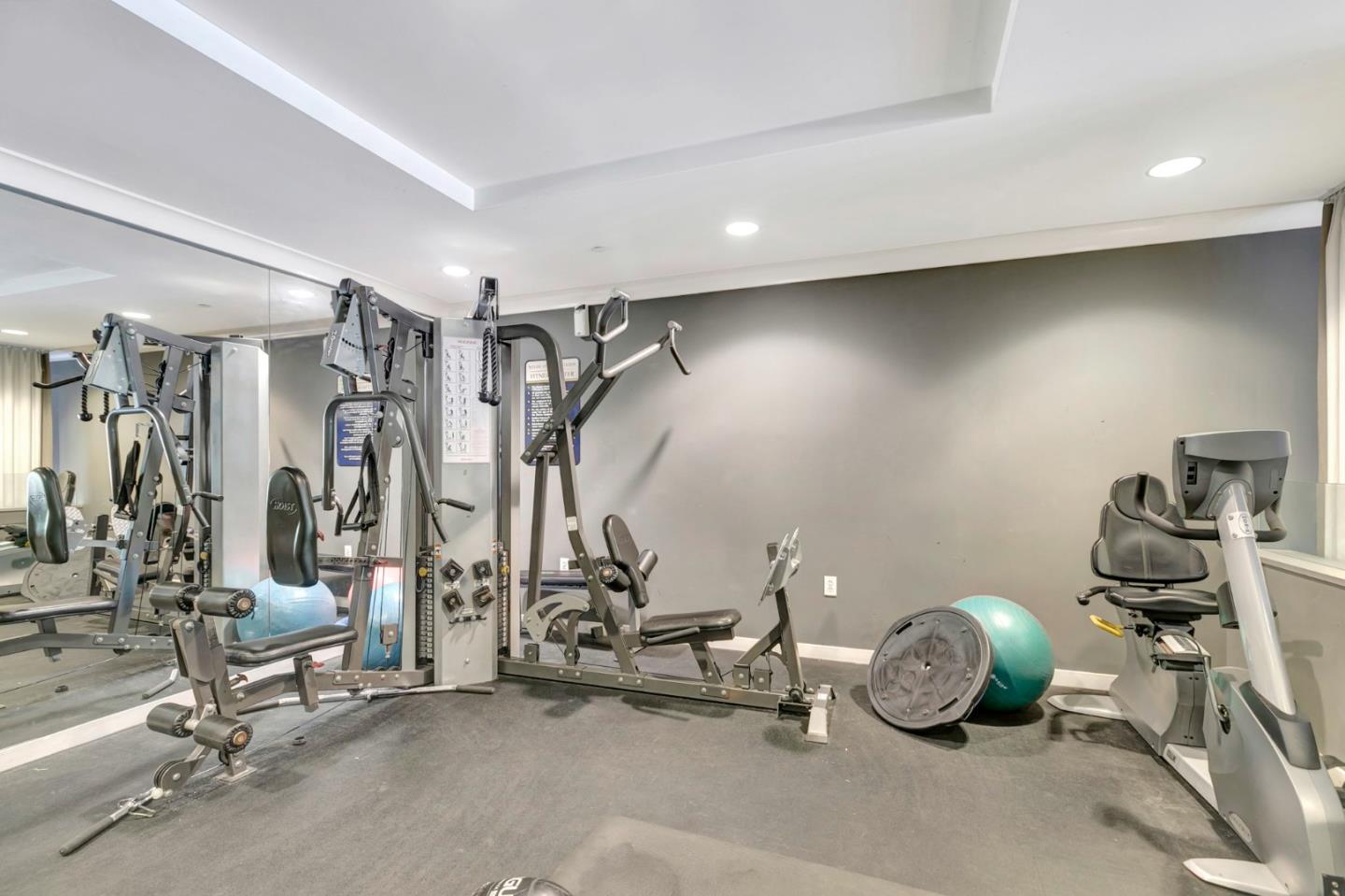 Detail Gallery Image 16 of 28 For 1375 Lick Ave #923,  San Jose,  CA 95110 - 1 Beds | 1 Baths