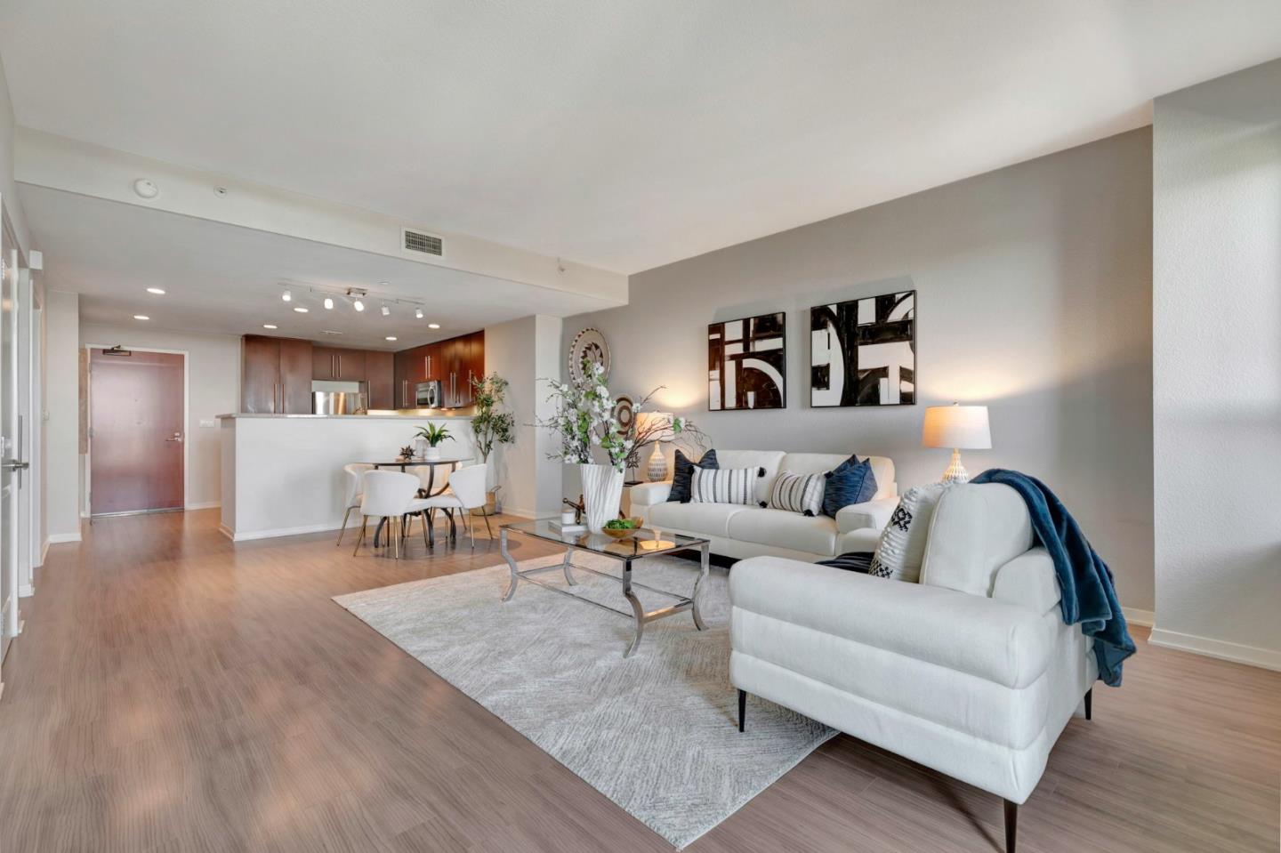 Detail Gallery Image 2 of 28 For 1375 Lick Ave #923,  San Jose,  CA 95110 - 1 Beds | 1 Baths