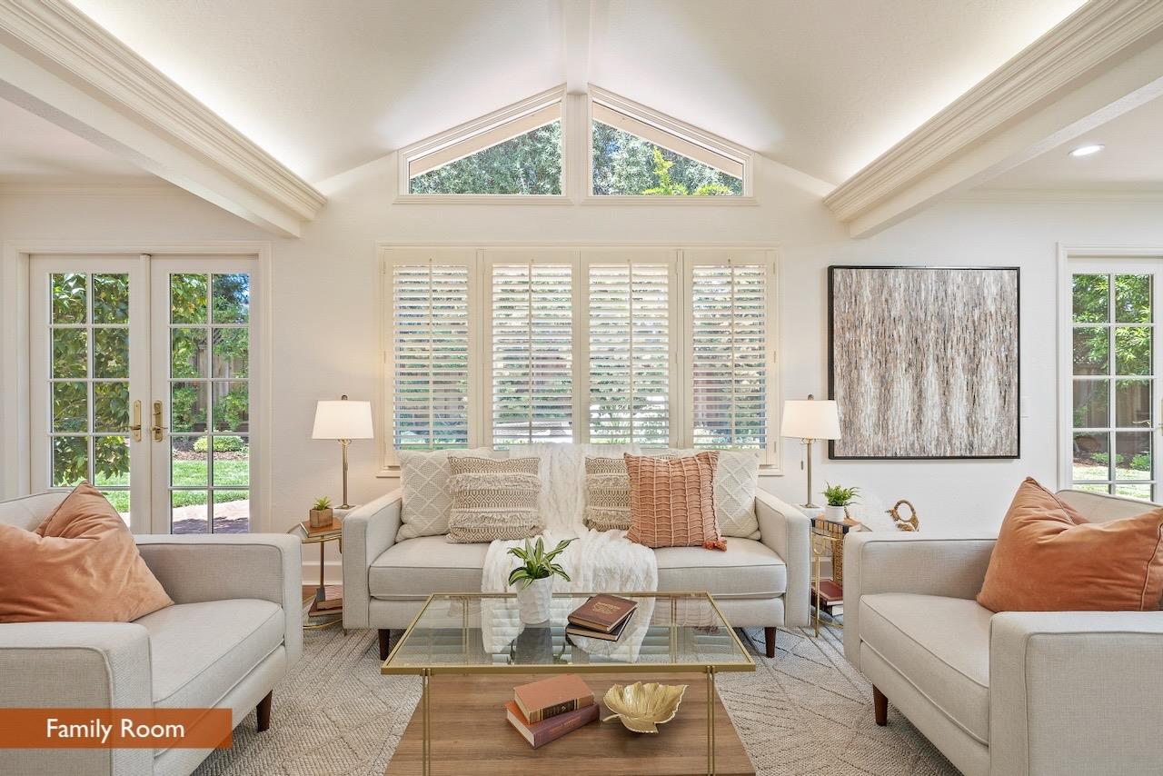 Detail Gallery Image 2 of 42 For 1435 Highland View Ct, Los Altos,  CA 94024 - 4 Beds | 3 Baths