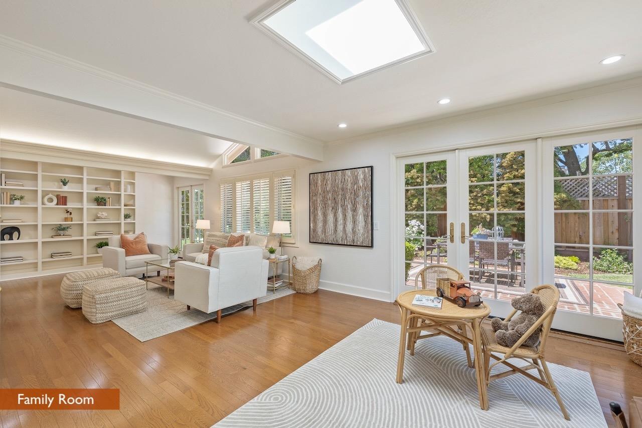 Detail Gallery Image 5 of 42 For 1435 Highland View Ct, Los Altos,  CA 94024 - 4 Beds | 3 Baths