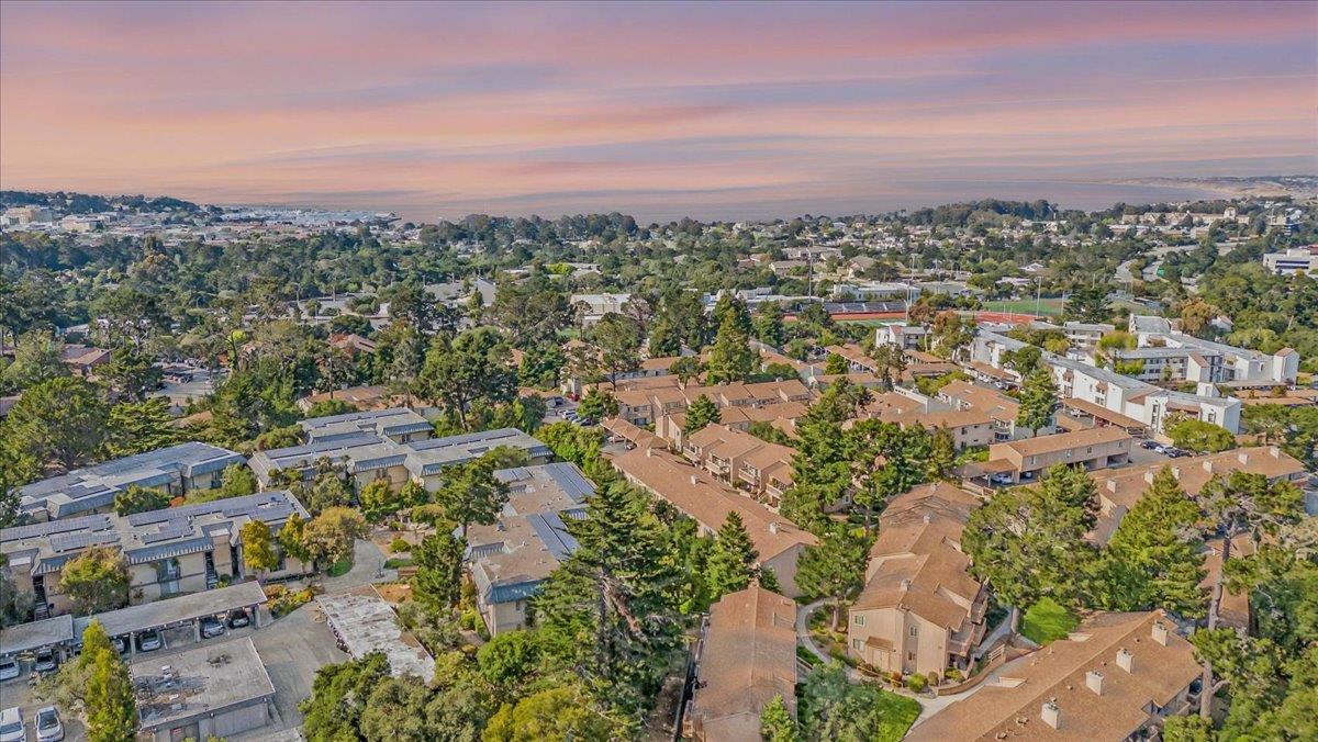Detail Gallery Image 33 of 34 For 300 Glenwood Cir #291,  Monterey,  CA 93940 - 1 Beds | 1 Baths
