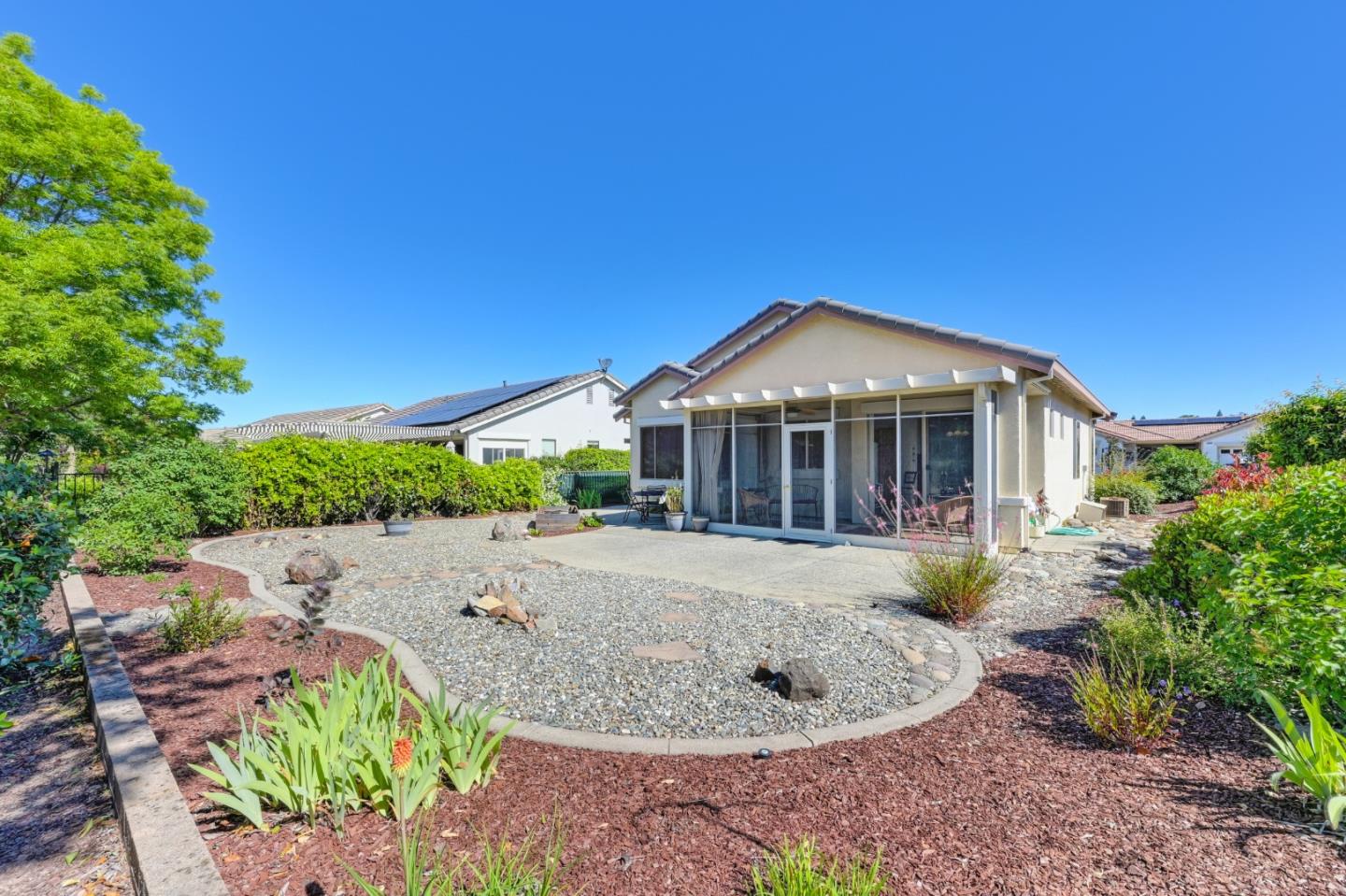 Detail Gallery Image 13 of 22 For 2435 Monument Ct, Lincoln,  CA 95648 - 2 Beds | 2 Baths