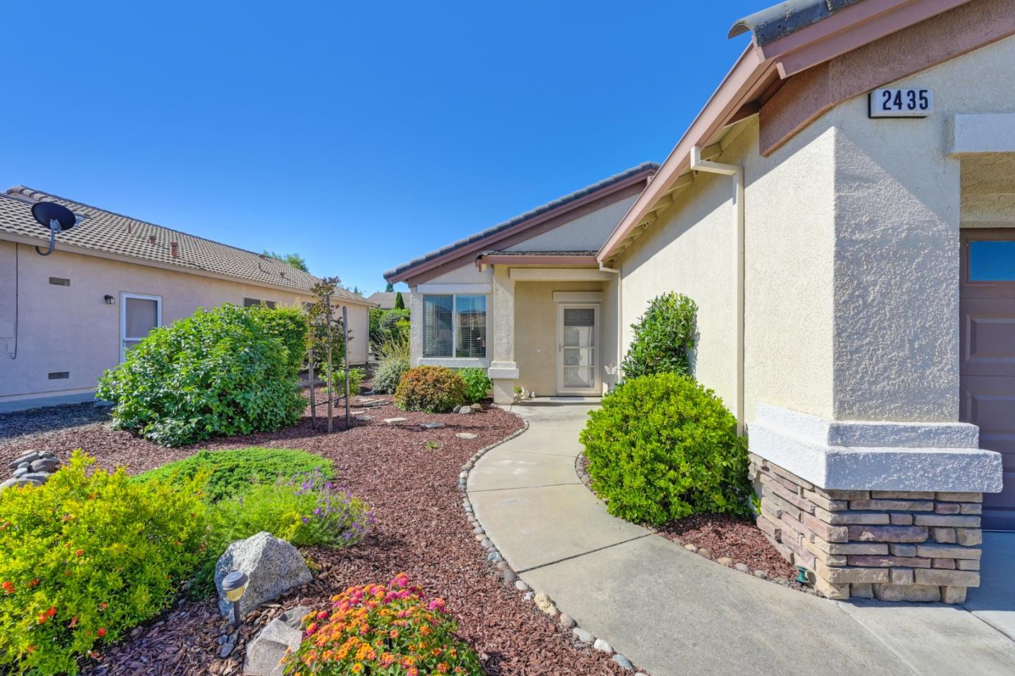 Detail Gallery Image 14 of 22 For 2435 Monument Ct, Lincoln,  CA 95648 - 2 Beds | 2 Baths